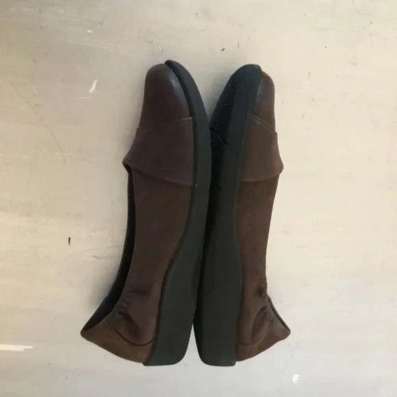 Clarks Women's CloudSteppers Sillian  Intro Flat SZ 7 W - Picture 4 of 11